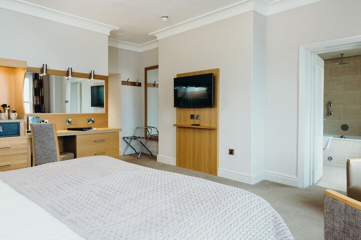 Room 15 of 86