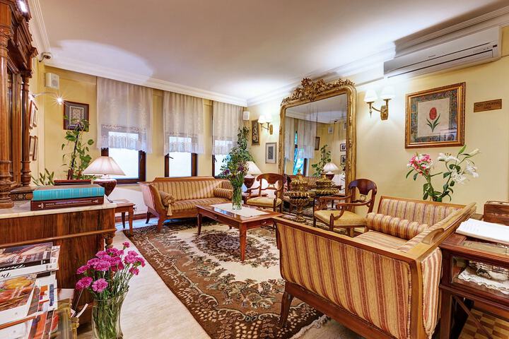Lobby Entry