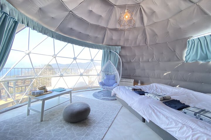 Room 5 of 7