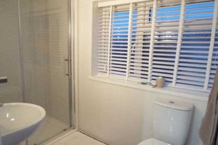 Room 4 of 49
