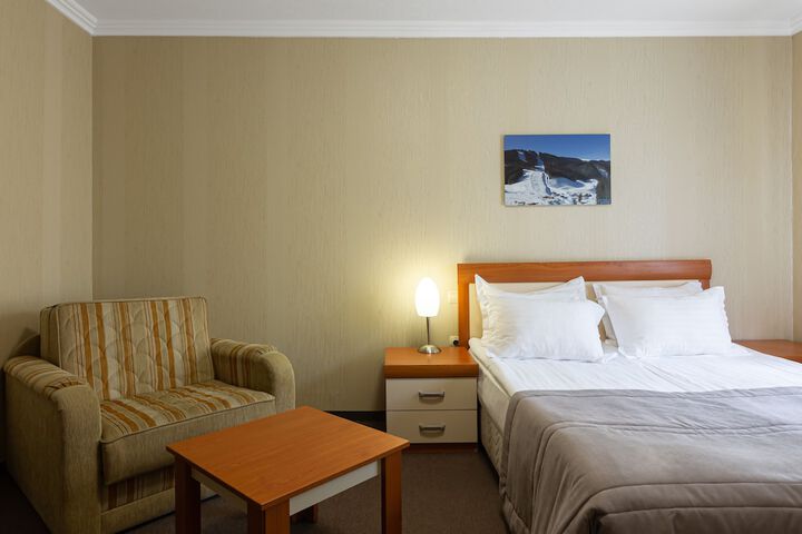 Room 72 of 262