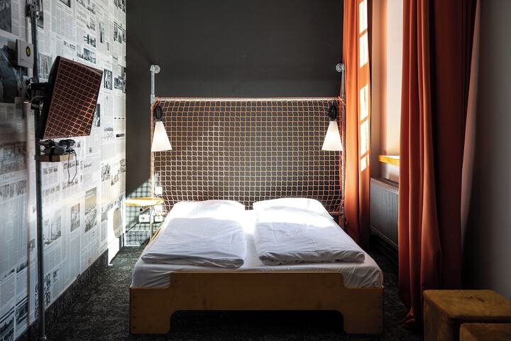 Room 46 of 75