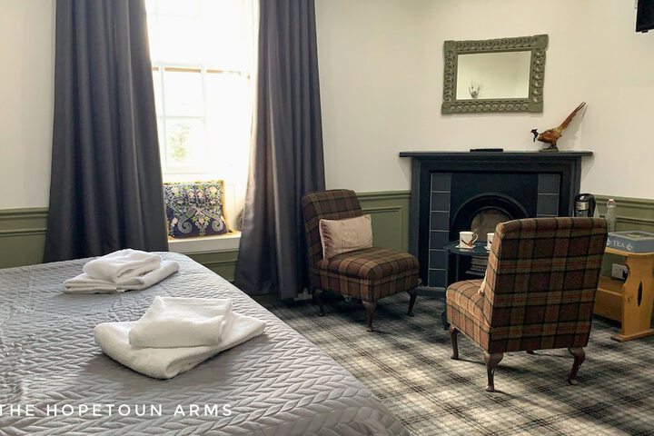 Room 2 of 31