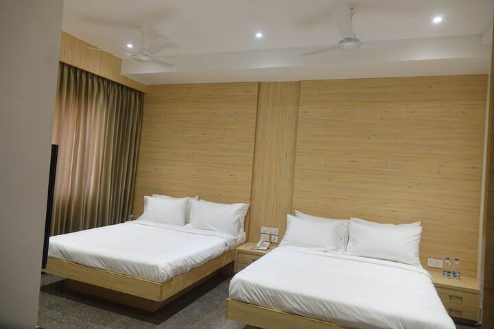 Room 21 of 35