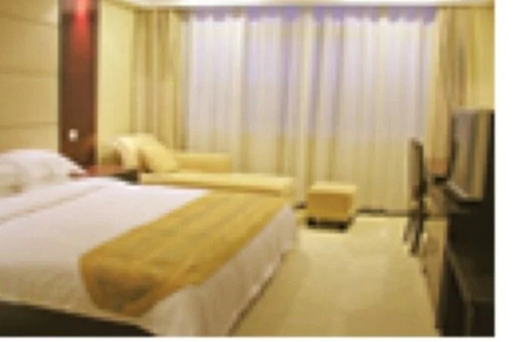Room 3 of 7