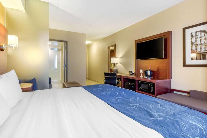 Room 47 of 67