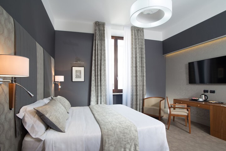 Room 3 of 78