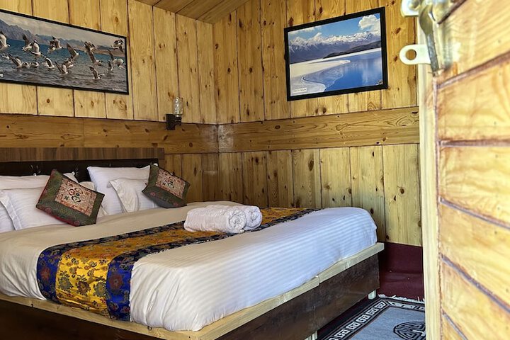 Room 16 of 43