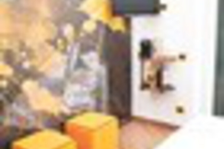 Room 50 of 147