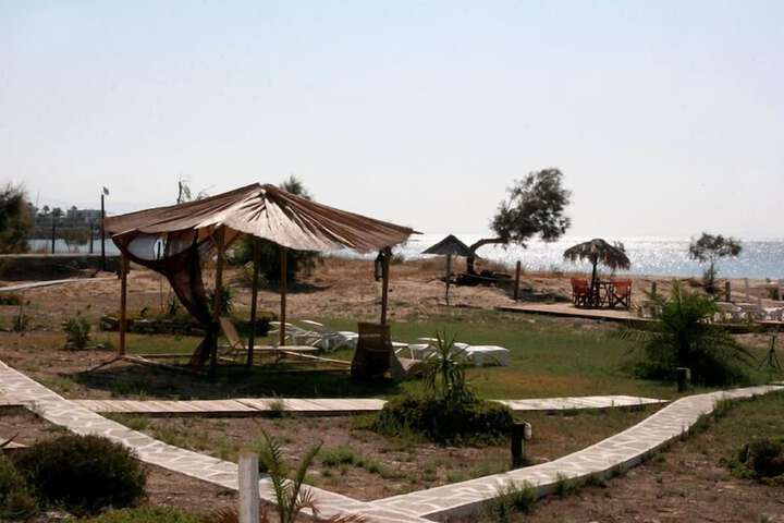 Hotel Exterior 24 of 35