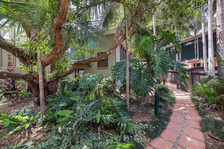 Property Grounds 24 of 24