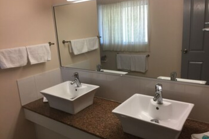 Room 12 of 31