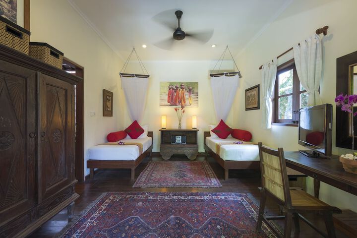 Room 3 of 86