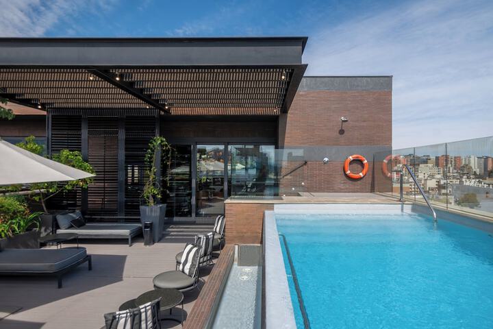 Pool 44 of 117