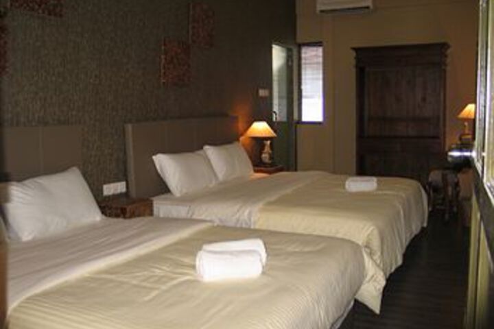 Room 8 of 23