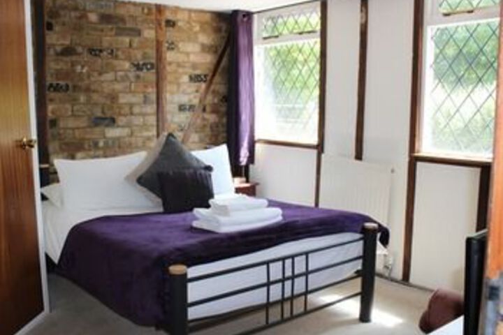 Room 12 of 37
