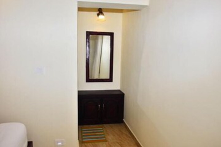 Room 43 of 49