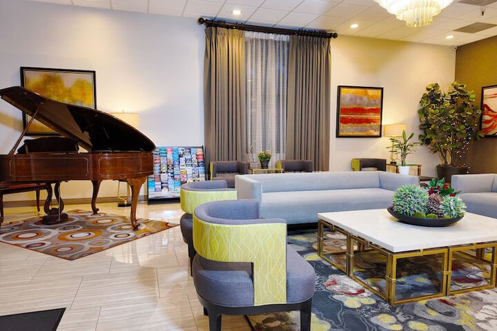 Hotel Interior 8 of 73