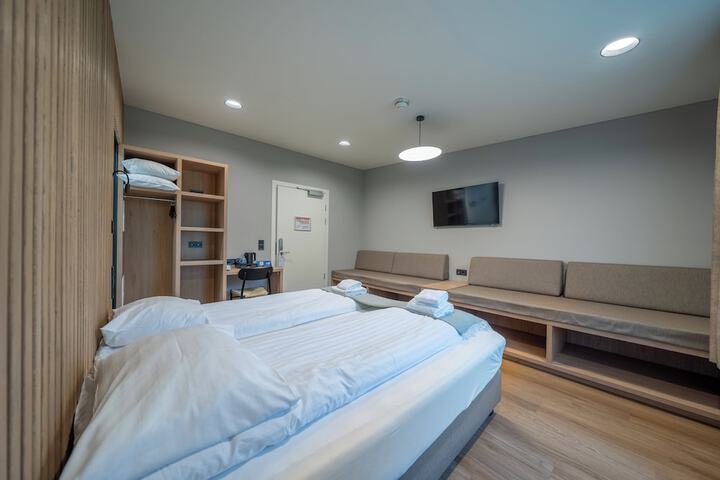 Room 20 of 74