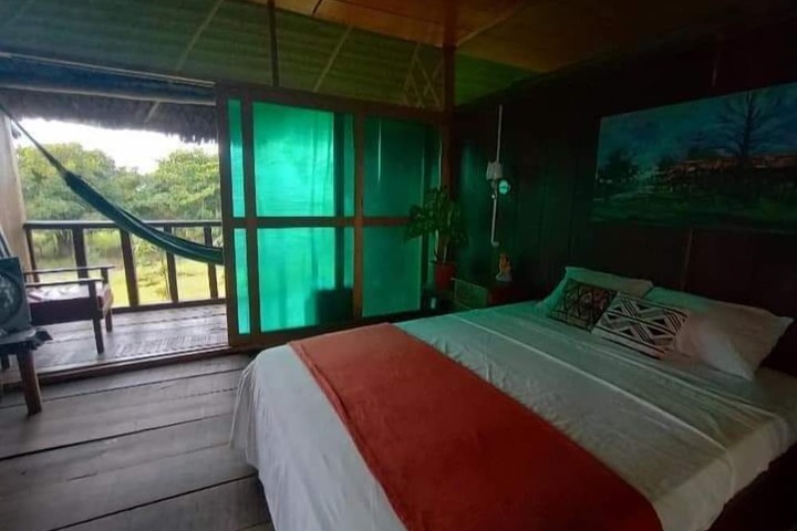 Room 9 of 50