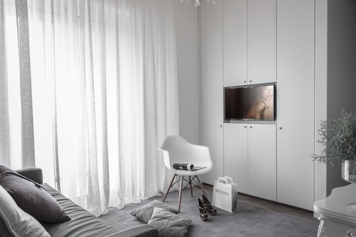 Room 8 of 85