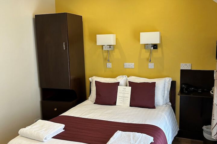 Room 45 of 97