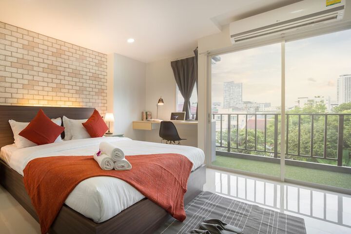Room 21 of 42