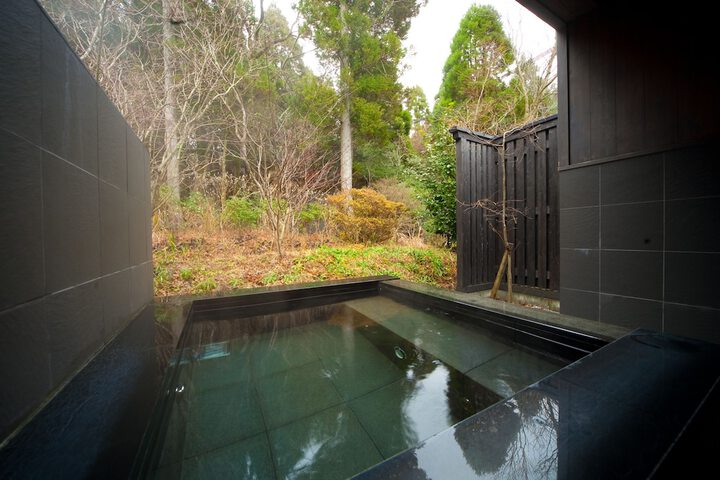 Spa 12 of 23