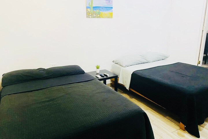 Room 30 of 103