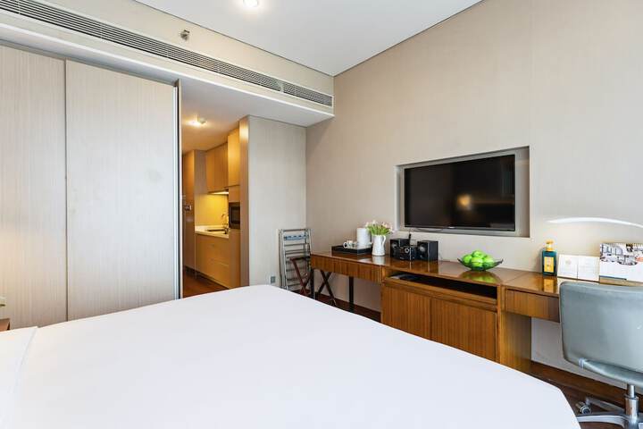 Room 10 of 68