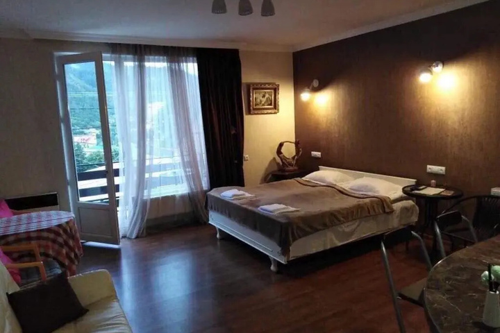 Room 3 of 14