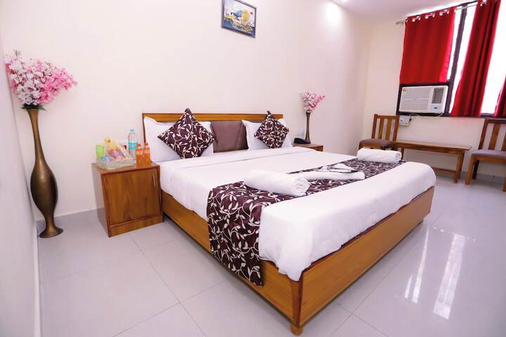 Room 14 of 23
