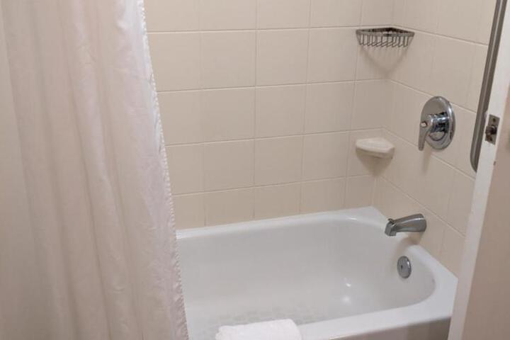 Standard | King Bed (1 of 5)