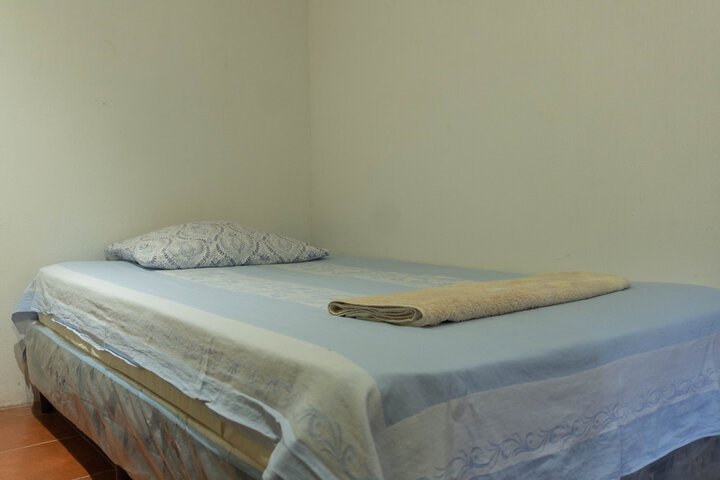 Room 11 of 36