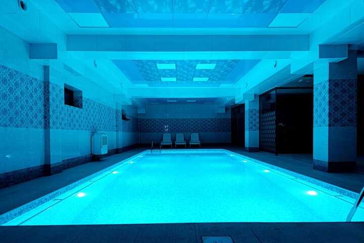Pool 53 of 72