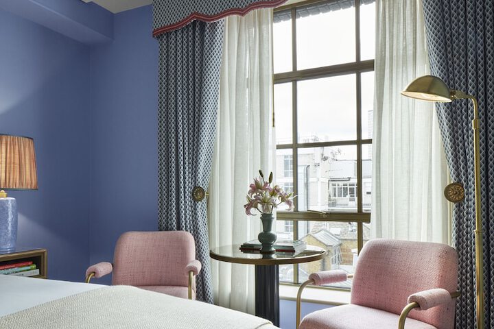Room 21 of 62