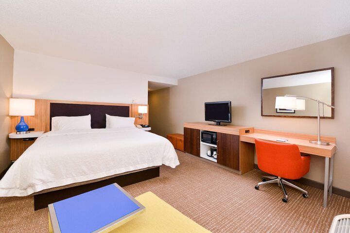 1 King Bed (15 of 15)