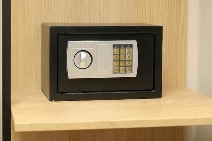 Room 56 of 109