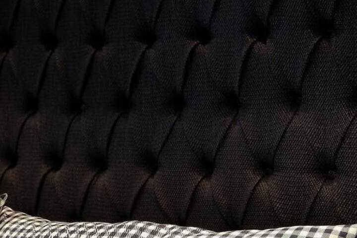 Room 11 of 30