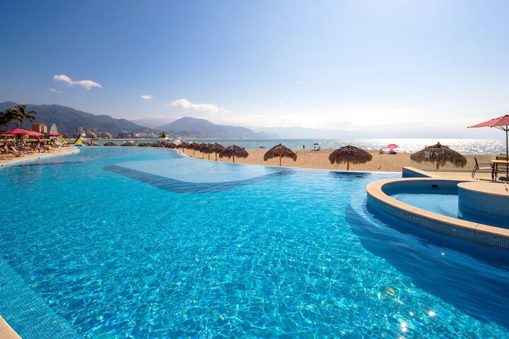 Grand Venetian Condominium in Puerto Vallarta