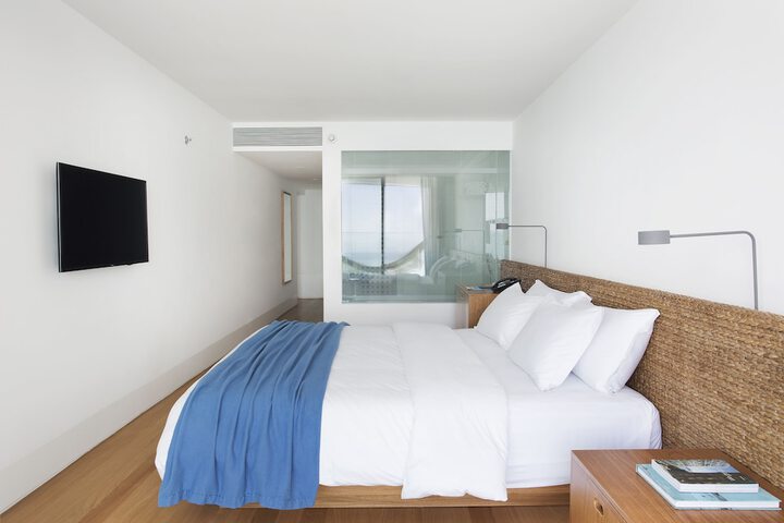 Room 19 of 70