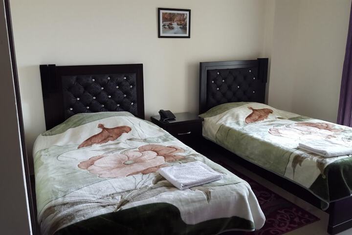 Room 7 of 8