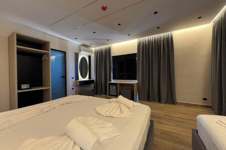 Room 15 of 85