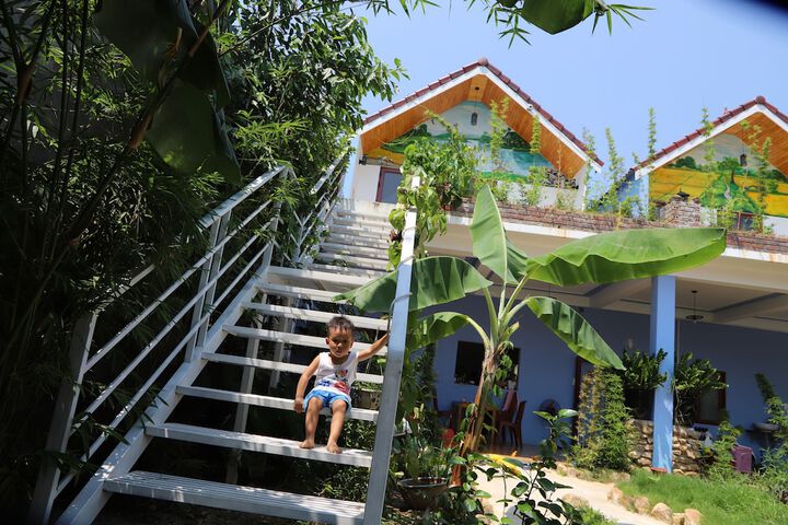 Hotel Exterior 44 of 56