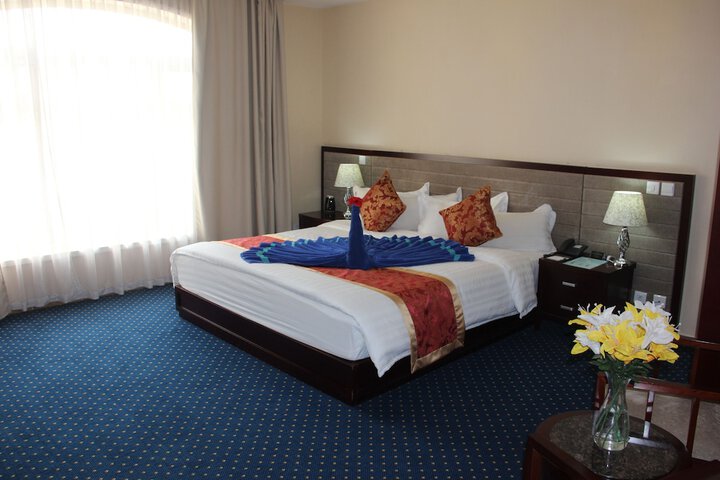 Room 32 of 117