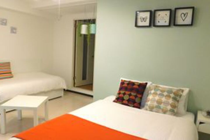 Room 32 of 89