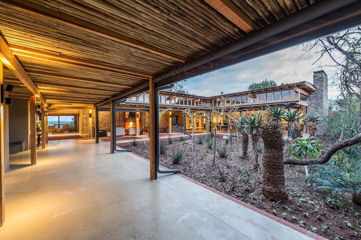 Terrace/Patio 5 of 23