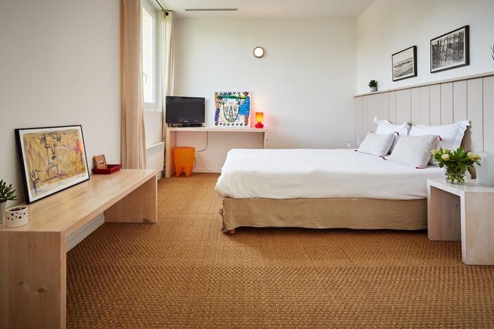 Room 9 of 41