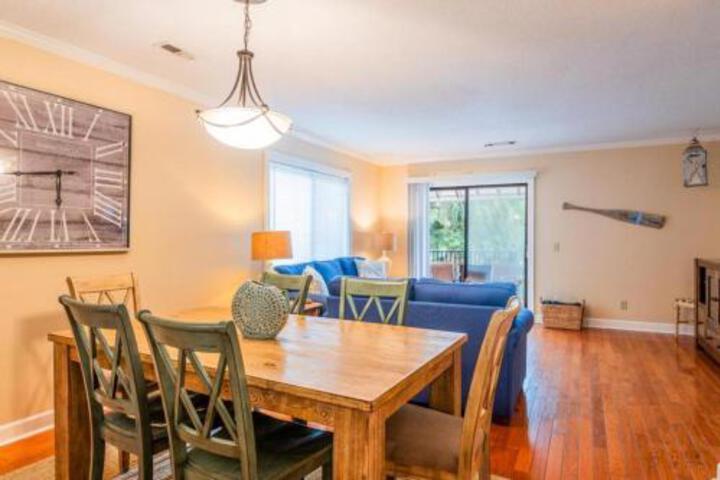 36 Deallyon Ave Condo Unit 120 in Hilton Head, SC