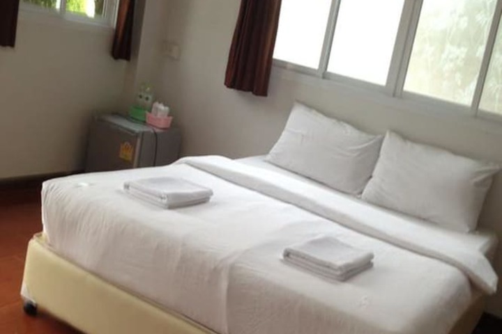 Room 5 of 46